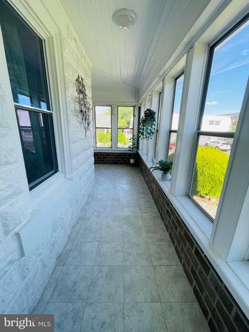 808 N OSWEGO ST, Allentown, PA 18109