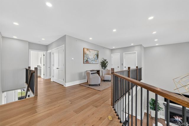 1806 Soundview Court, Yorktown Heights, NY 10598