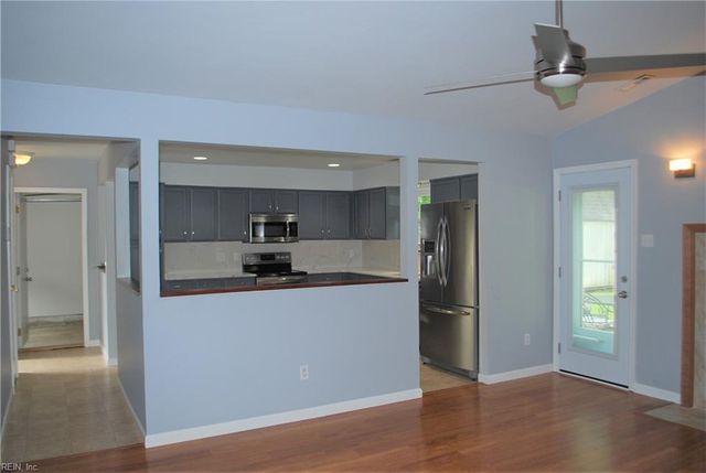 1540 Hummingbird LN, Virginia Beach, VA 23454