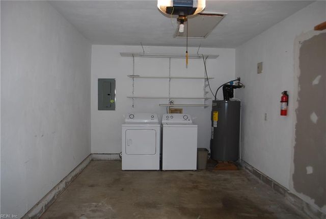 1540 Hummingbird LN, Virginia Beach, VA 23454