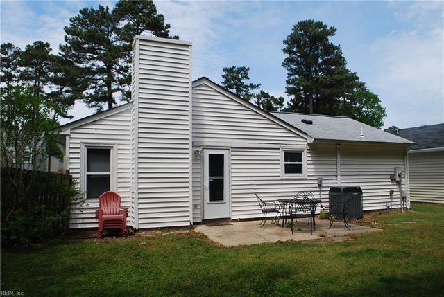 1540 Hummingbird LN, Virginia Beach, VA 23454