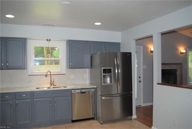 1540 Hummingbird LN, Virginia Beach, VA 23454