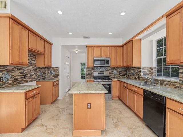 1615 Monvale Lane, Sugar Land, TX 77479