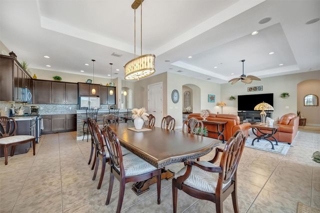 1022 KESTREL COURT, Bradenton, FL 34208