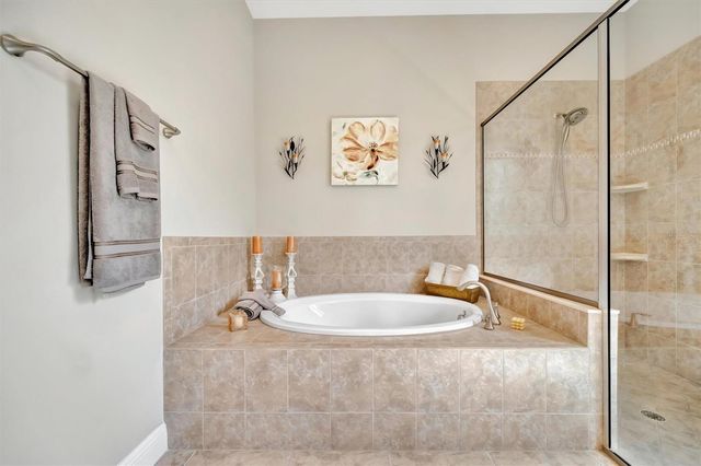 1022 KESTREL COURT, Bradenton, FL 34208