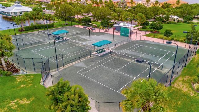 1022 KESTREL COURT, Bradenton, FL 34208