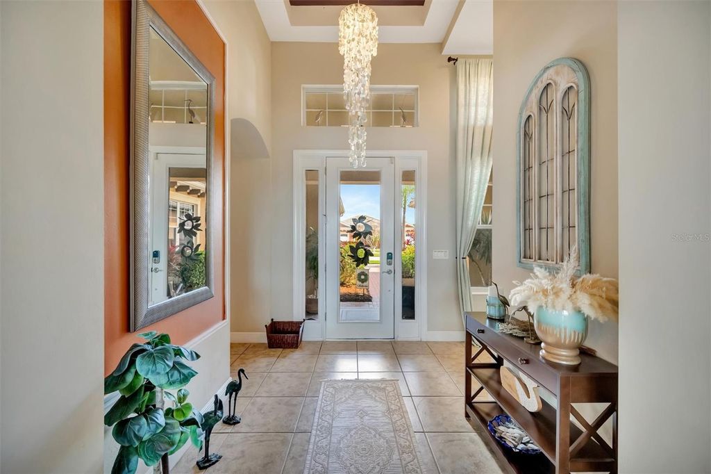 Image 13 of property listing at 1022 KESTREL COURT, Bradenton, FL 34208