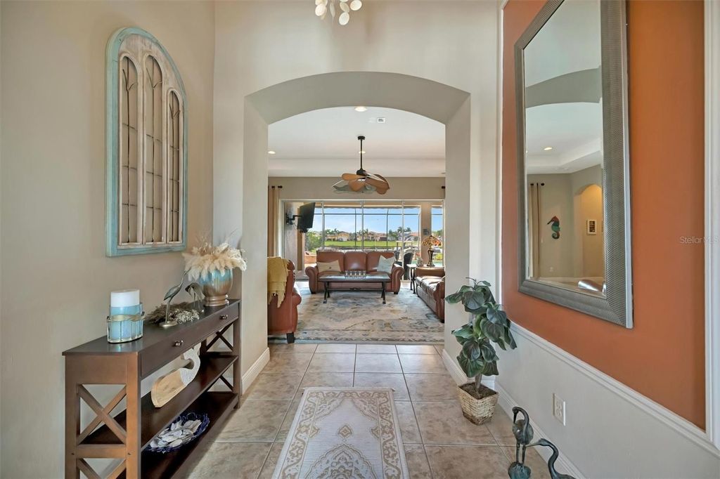 Image 14 of property listing at 1022 KESTREL COURT, Bradenton, FL 34208