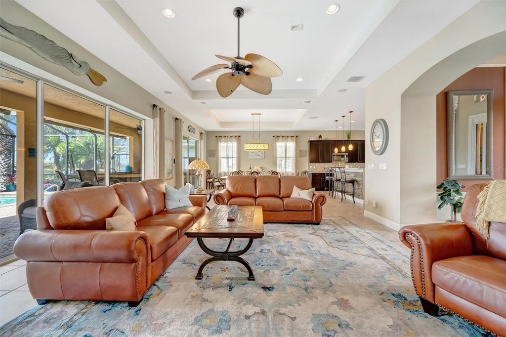 Image 29 of property listing at 1022 KESTREL COURT, Bradenton, FL 34208