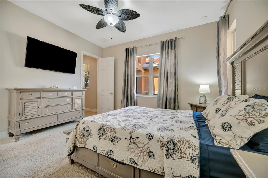 Image 48 of property listing at 1022 KESTREL COURT, Bradenton, FL 34208