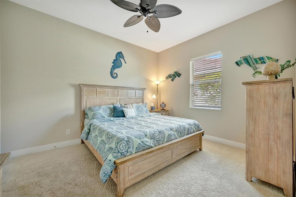 Image 51 of property listing at 1022 KESTREL COURT, Bradenton, FL 34208