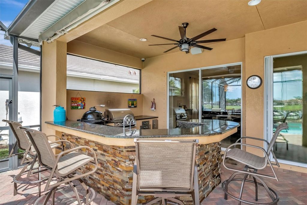 Image 63 of property listing at 1022 KESTREL COURT, Bradenton, FL 34208