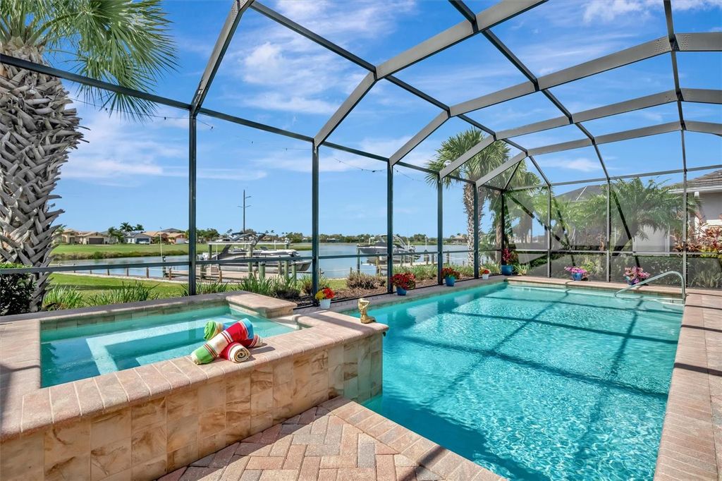 Image 66 of property listing at 1022 KESTREL COURT, Bradenton, FL 34208