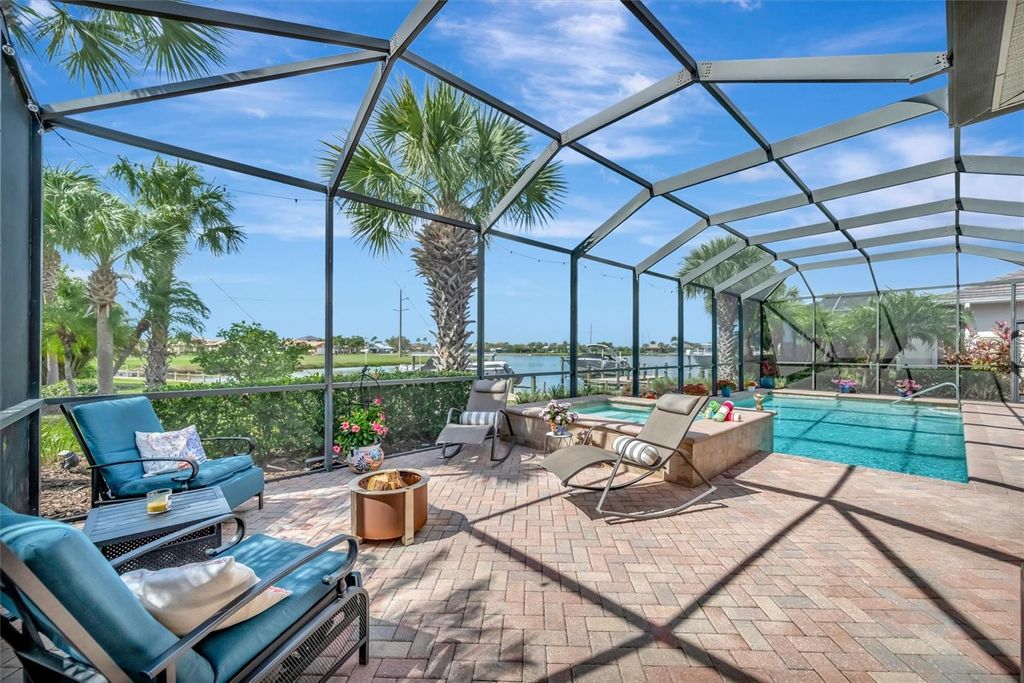 Image 67 of property listing at 1022 KESTREL COURT, Bradenton, FL 34208