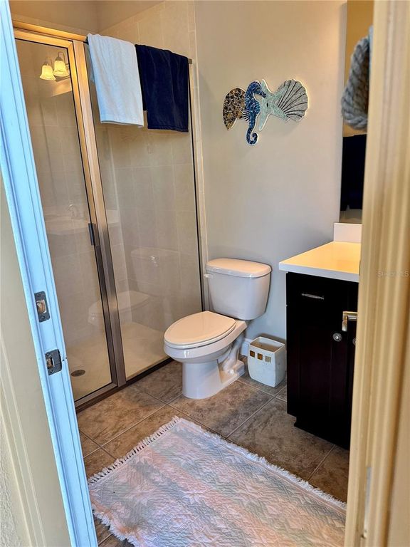 Image 76 of property listing at 1022 KESTREL COURT, Bradenton, FL 34208