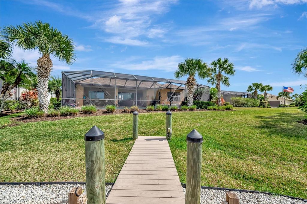 Image 77 of property listing at 1022 KESTREL COURT, Bradenton, FL 34208