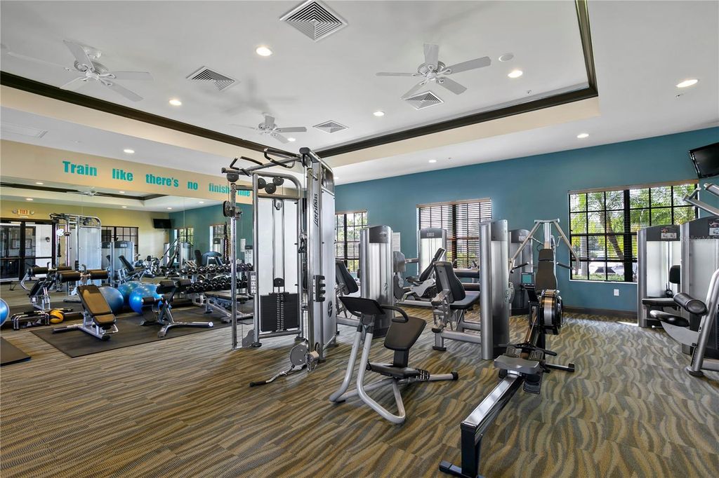 Image 94 of property listing at 1022 KESTREL COURT, Bradenton, FL 34208