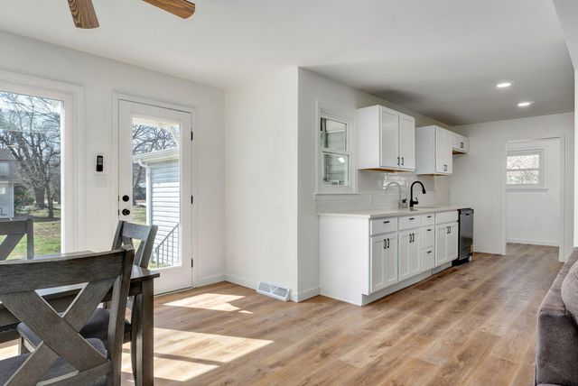 2308 E Latoka Street, Springfield, MO 65804