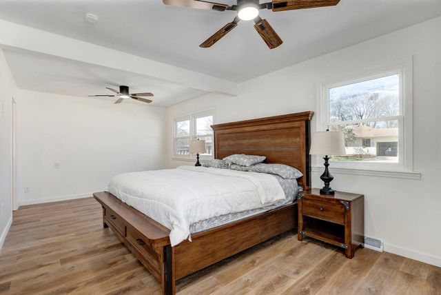 2308 E Latoka Street, Springfield, MO 65804