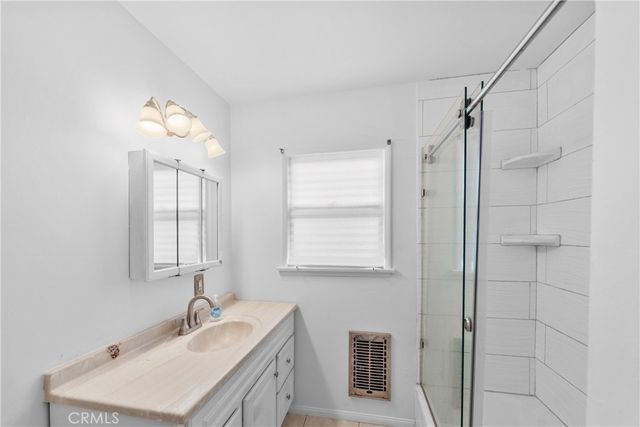 11712 Tarron, Hawthorne, CA 90250