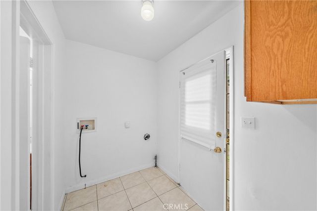 11712 Tarron, Hawthorne, CA 90250