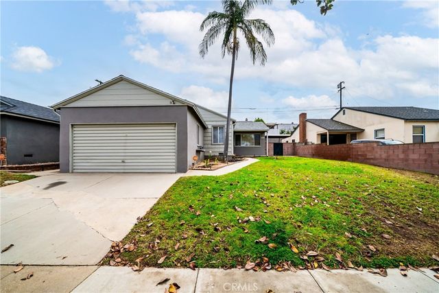 11712 Tarron, Hawthorne, CA 90250