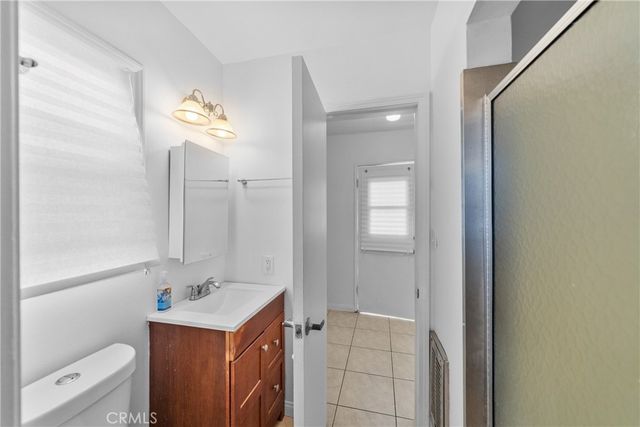 11712 Tarron, Hawthorne, CA 90250