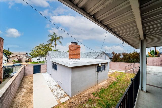 11712 Tarron, Hawthorne, CA 90250