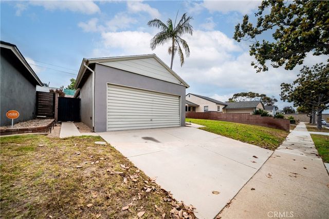 11712 Tarron, Hawthorne, CA 90250