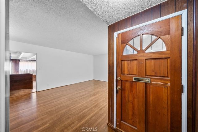 11712 Tarron, Hawthorne, CA 90250