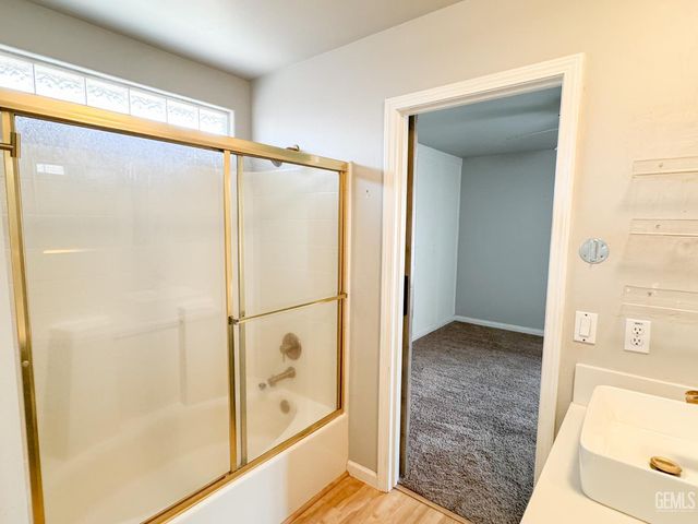 10302 Cheyenne Drive, Bakersfield, CA 93312