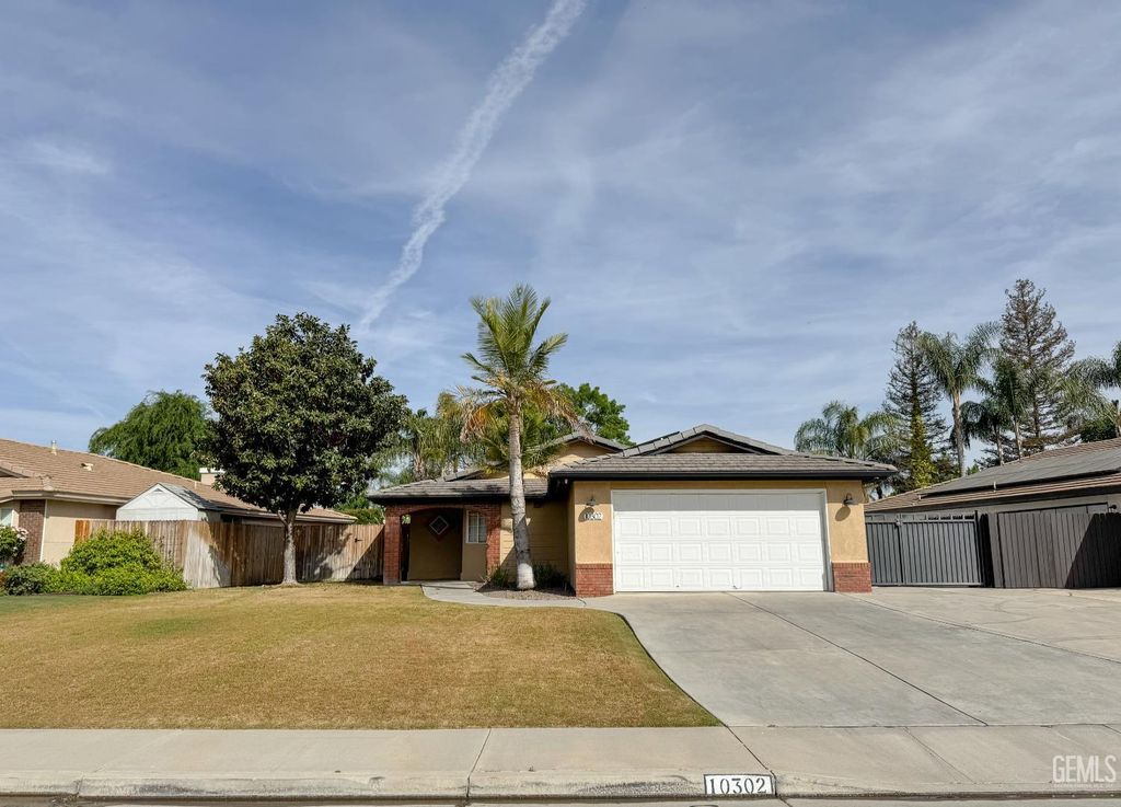 10302 Cheyenne Drive, Bakersfield, CA 93312
