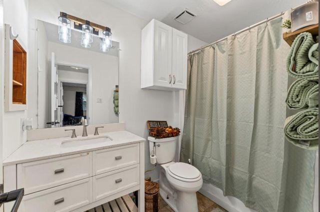 7706 Breda Drive, Baytown, TX 77521