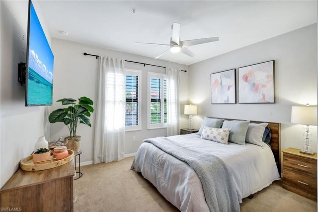 1383 Artesia DR E # 701, Naples, FL 34113