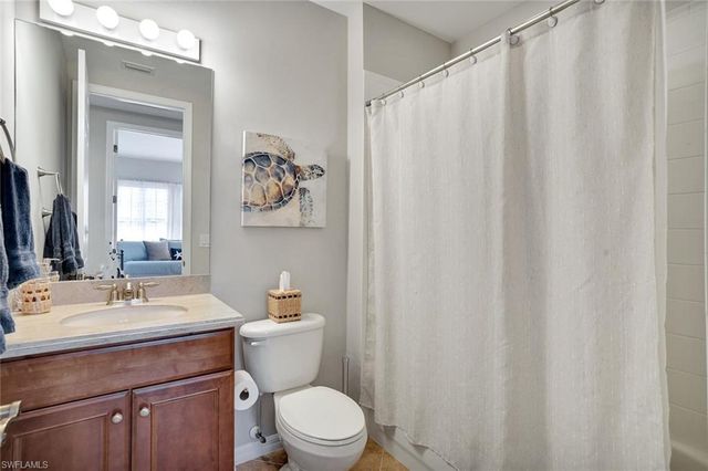 1383 Artesia DR E # 701, Naples, FL 34113