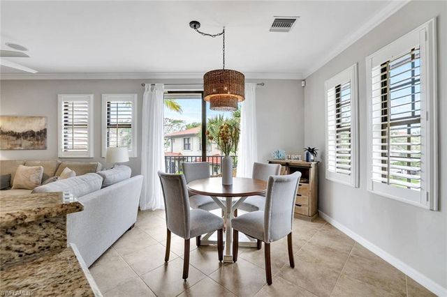 1383 Artesia DR E # 701, Naples, FL 34113