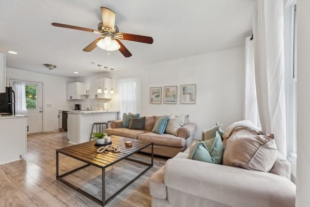 1027 College Ave, Nashville, TN 37209