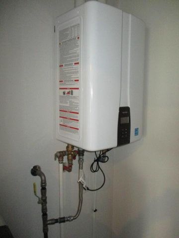 800 N BARELA CIR, Centralia, MO 65240