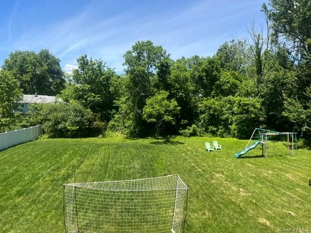 45 W Redoubt Road, Fishkill, NY 12524