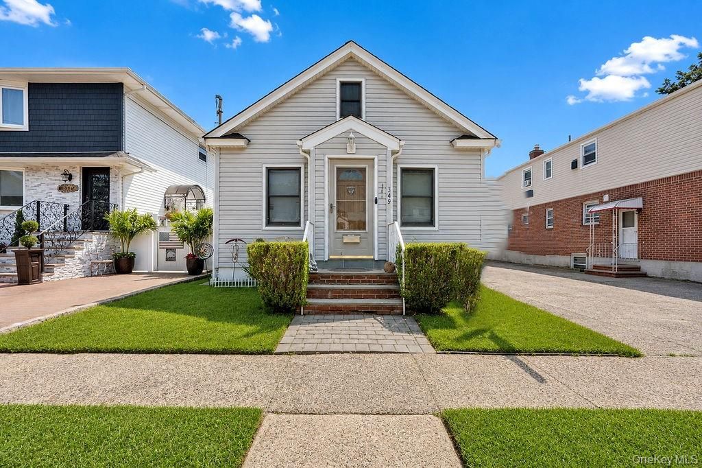 349 Werns Avenue, Elmont, NY 11003