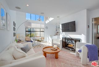 11645 Montana Avenue 311, Los Angeles, CA 90049