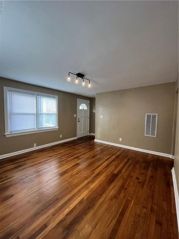 2900 Peronne AVE, Norfolk, VA 23509