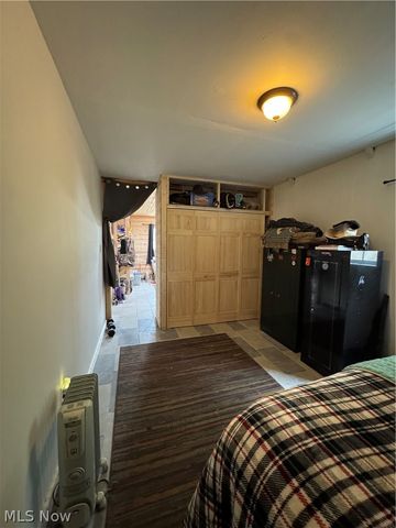 396 Congo Arroyo Road, New Cumberland, WV 26047