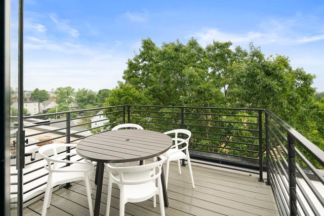 50 Leo Birmingham Parkway 511, Boston, MA 02135