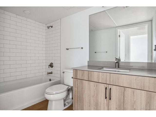 3575 Chestnut Pl 203, Denver, CO 80216