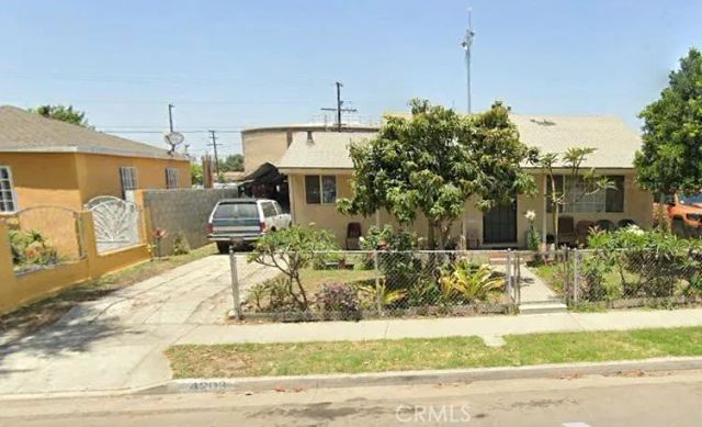 4203 E Saunders, Compton, CA 90221