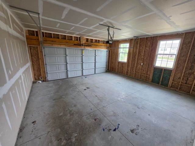 2345 Scenic Hollow Drive, Grand Blanc, MI 48439