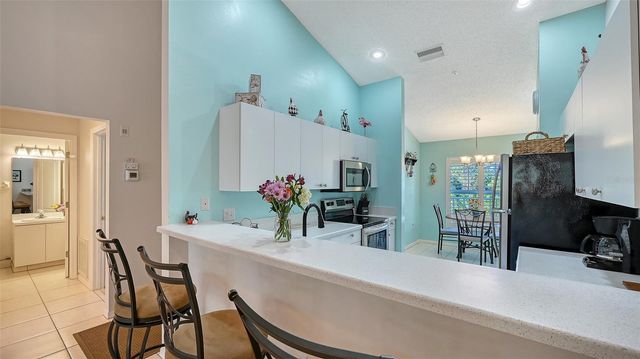 4655 TOWER HILL LANE 2422, Sarasota, FL 34238