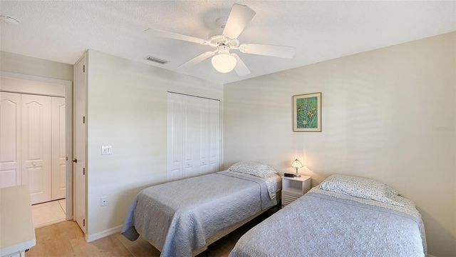 4655 TOWER HILL LANE 2422, Sarasota, FL 34238