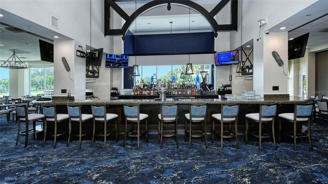 4655 TOWER HILL LANE 2422, Sarasota, FL 34238